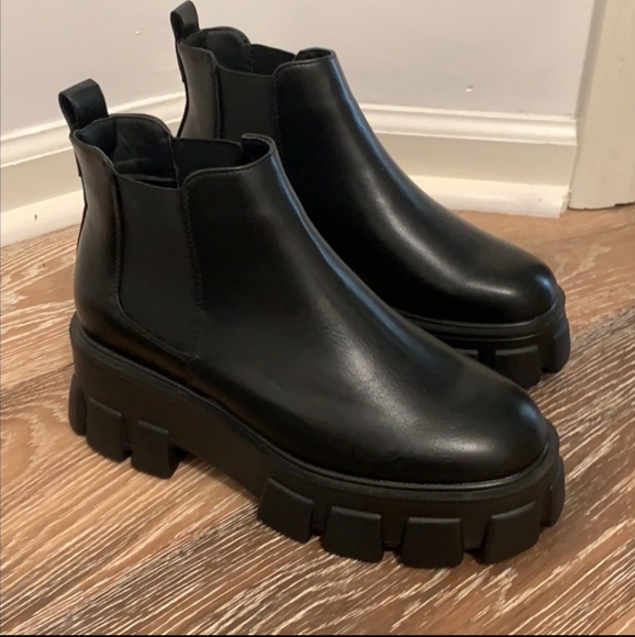 Nasty Gal Shoes - New Nasty Gal Chunky Black Boots